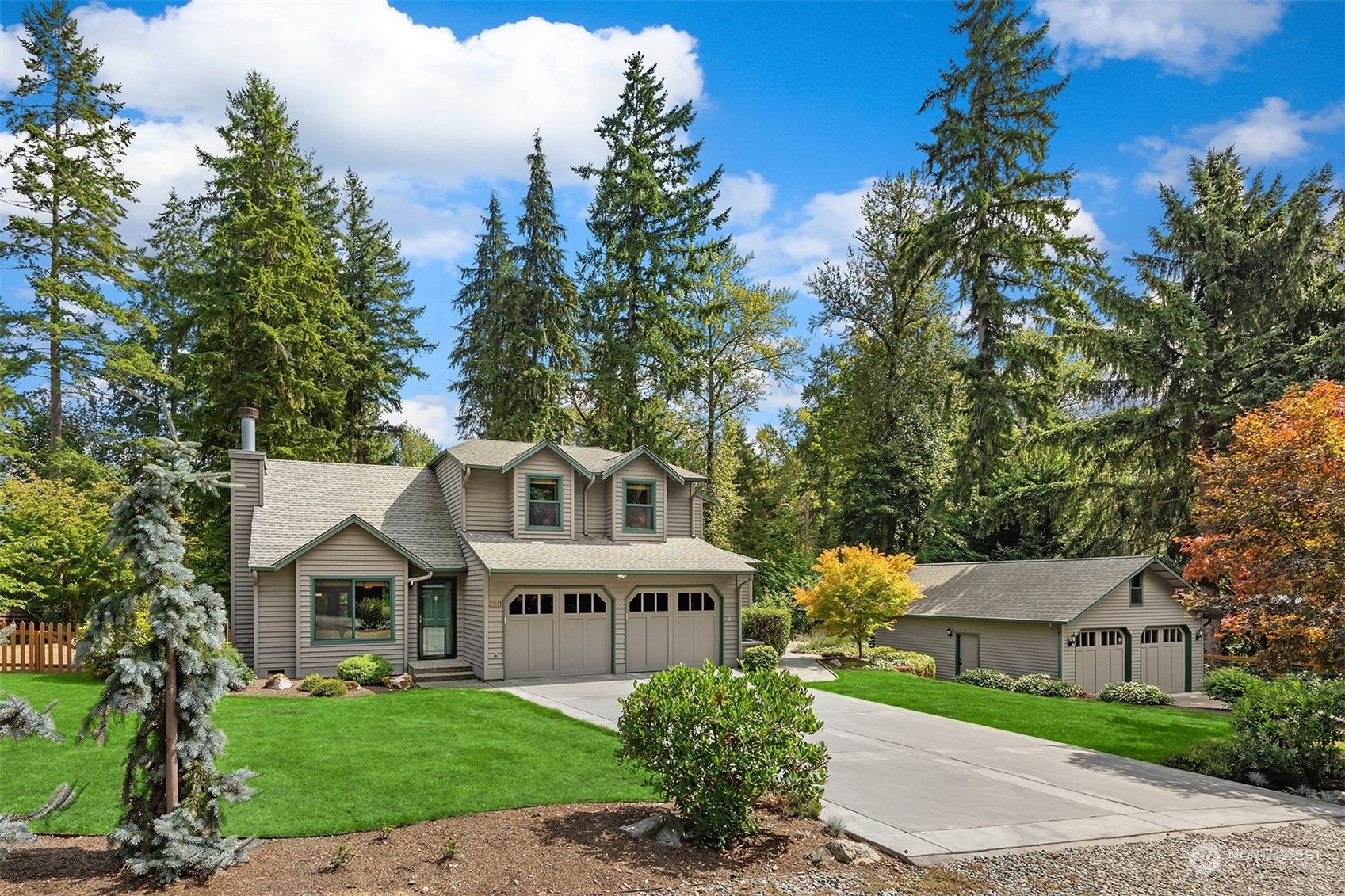 Property Photo:  4524 272nd Avenue NE  WA 98053 