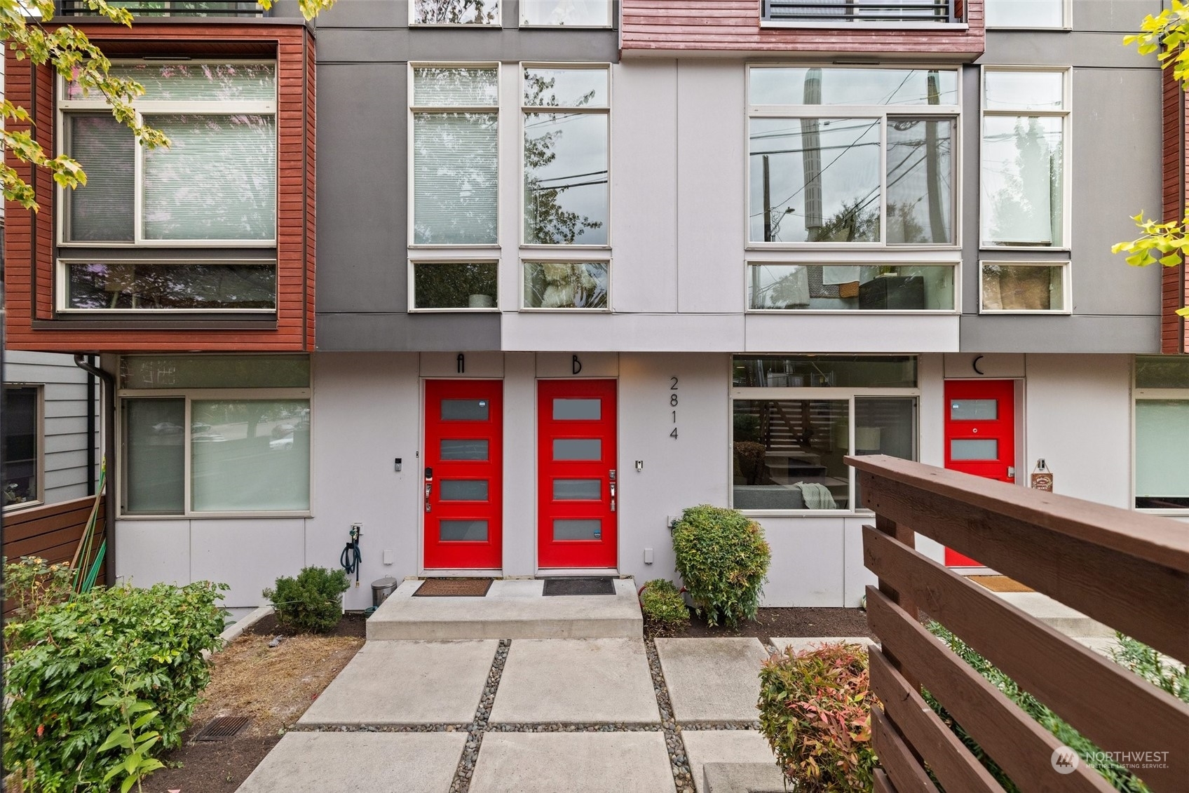 Property Photo:  2814 E Union Street B  WA 98122 