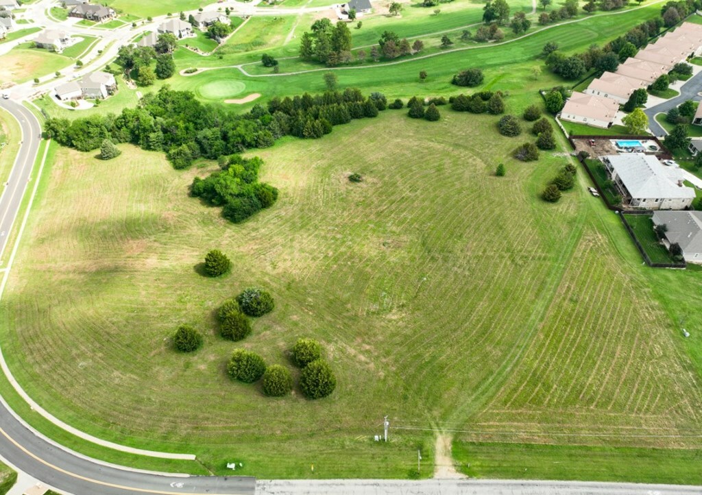 Property Photo:  B1 L12 Cedar Point Pl  KS 67401 