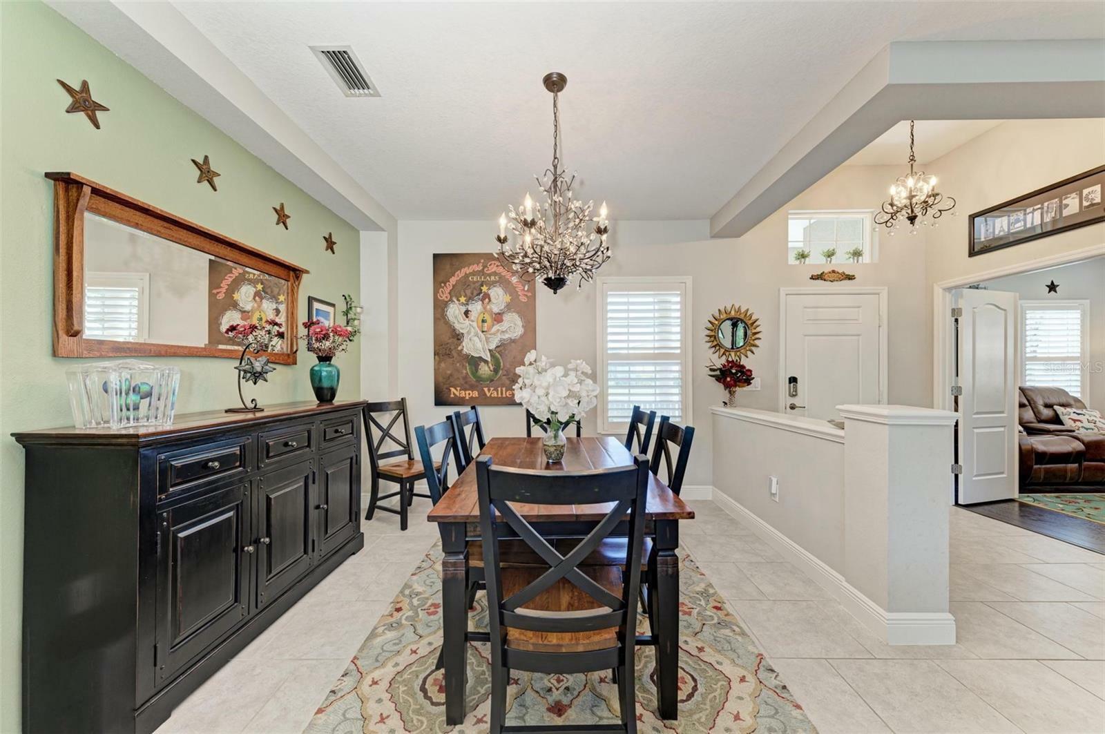Property Photo: 1130 Thornbury Drive FL 34219