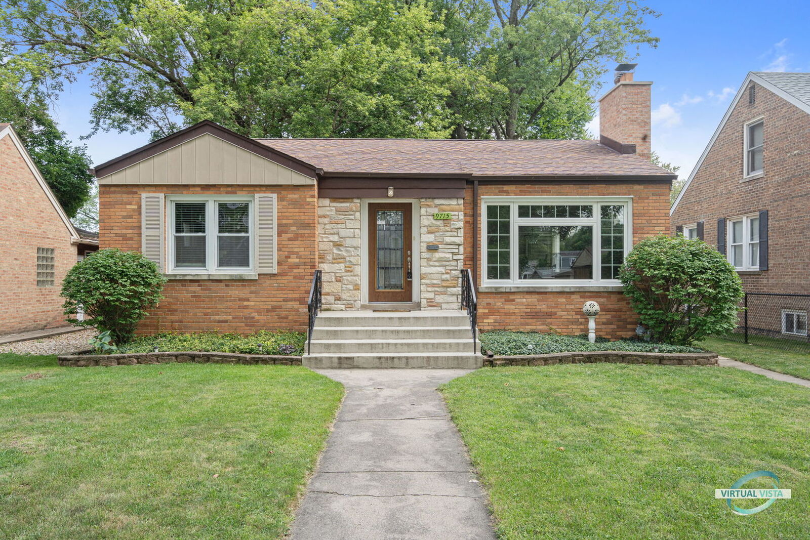 Property Photo:  9715 S 50th Court  IL 60453 