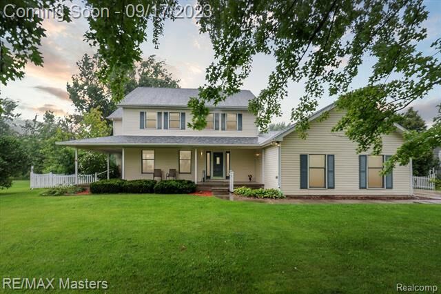 Property Photo: 32620 West Road MI 48164