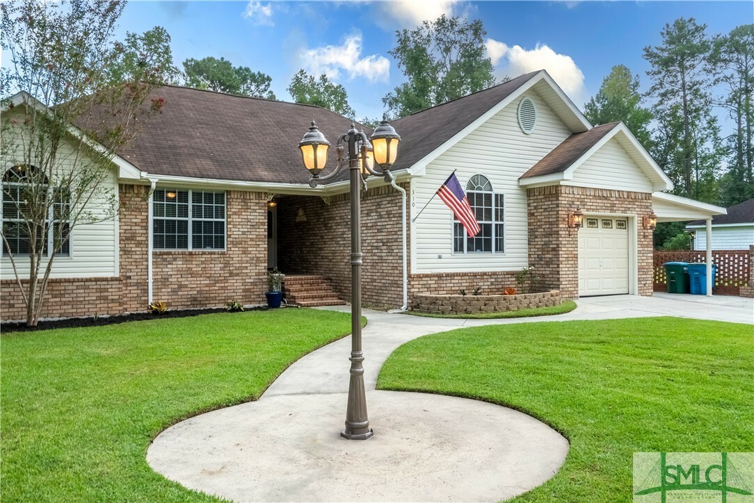 Property Photo: 310 Maple Street GA 31302