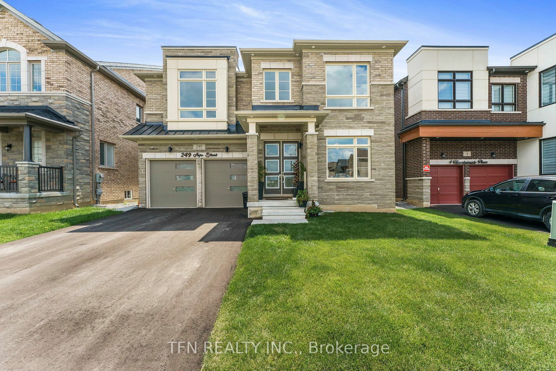 Property Photo: 249 Agro St ON L8B1W9