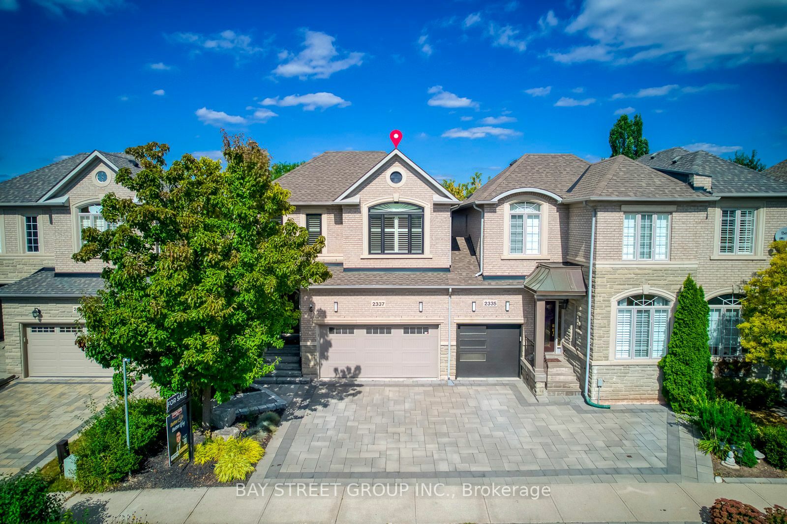 Property Photo:  2337 Woodfield Rd  ON L6H6Y6 