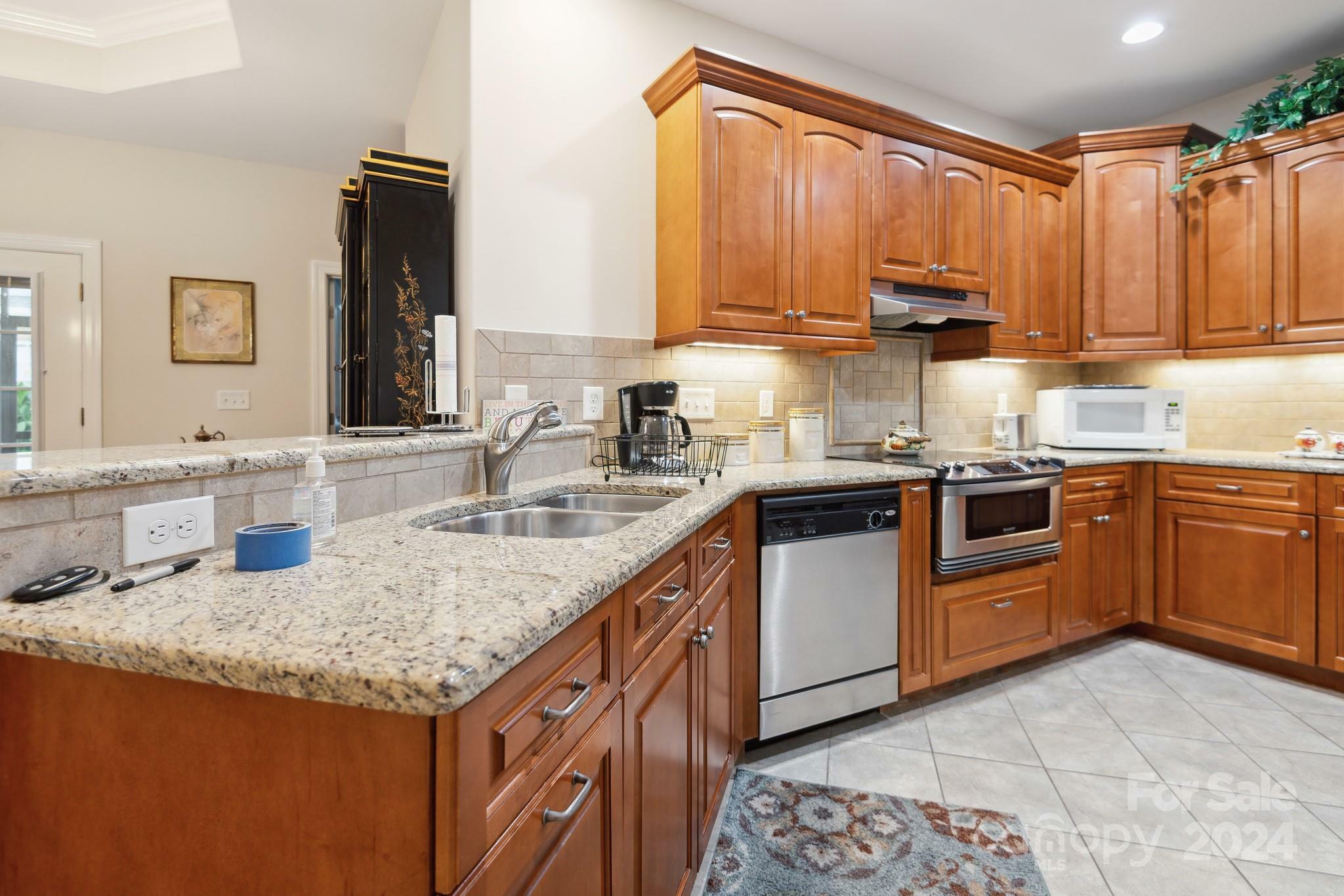 Property Photo: 8624 Sonata Court NC 28037