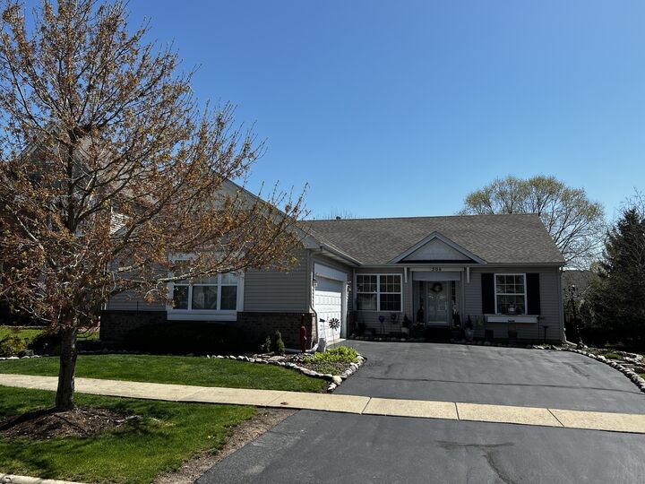 304 Edgebrook Court  Oswego IL 60543 photo