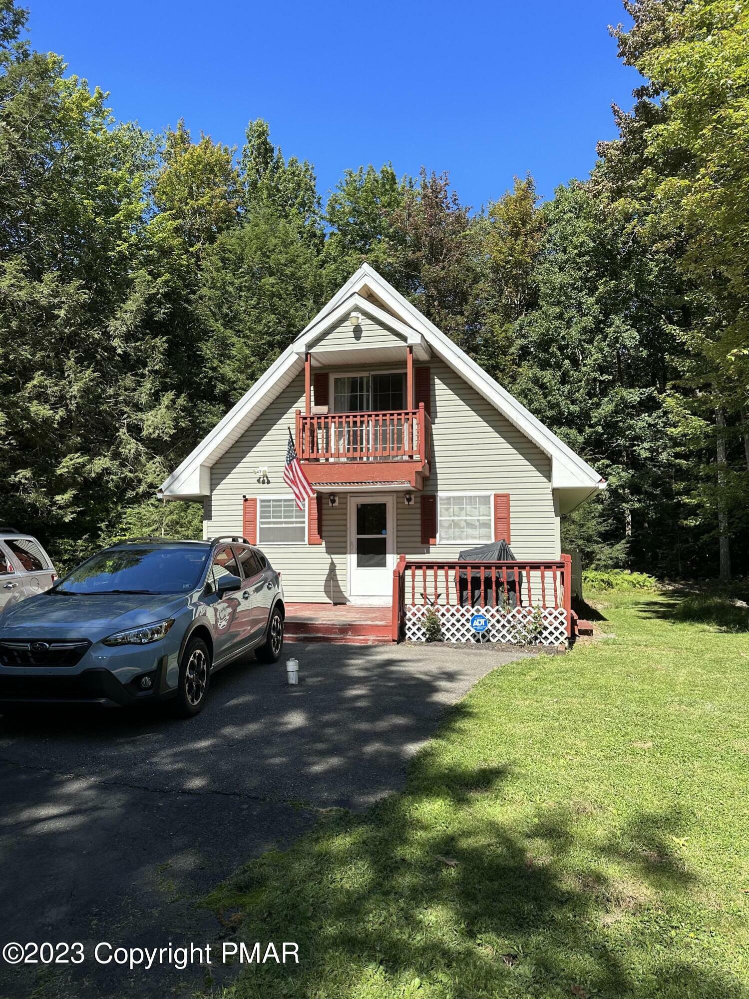 Property Photo:  104 Doe Lane  PA 18466 