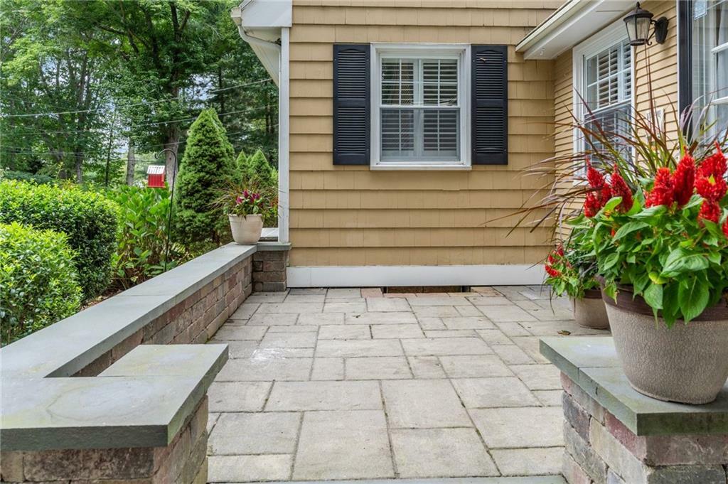 Property Photo: 239 Oakwoods Dr RI 02879