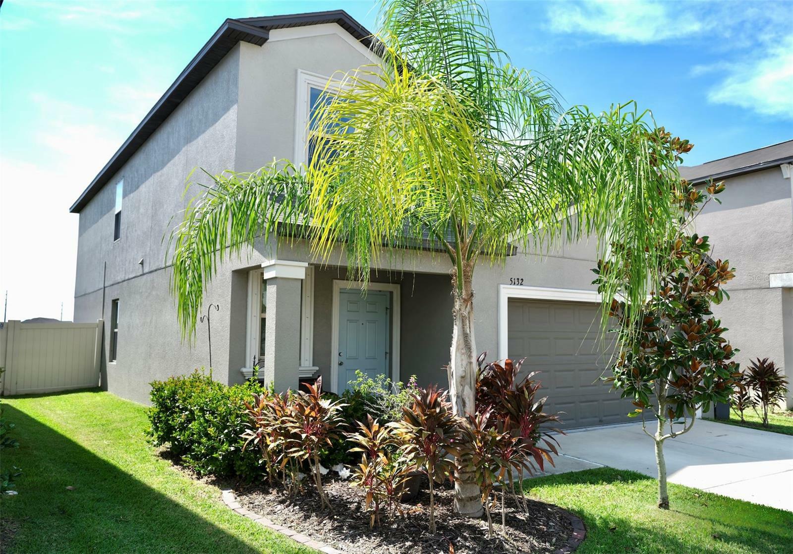 Property Photo:  5132 White Chicory Drive  FL 33572 