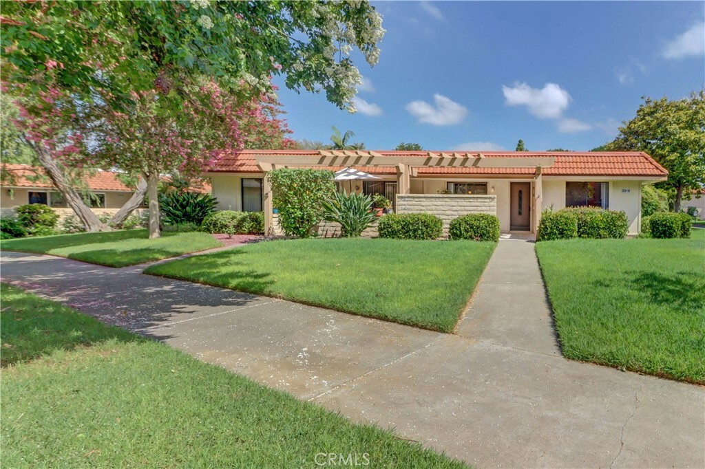 Property Photo: 3018 Via Buena CA 92637