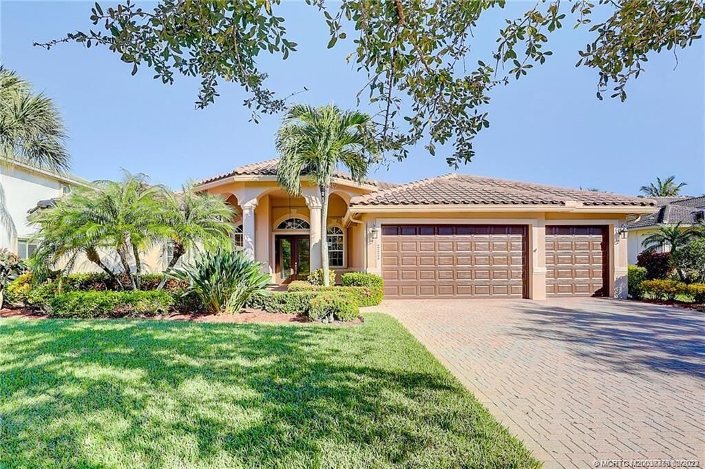 Property Photo: 2223 SW Manele Place FL 34990