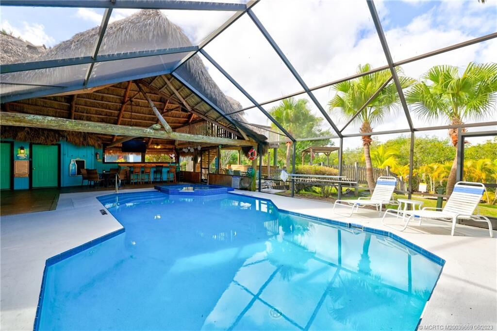Property Photo: 1812 SE Hideaway Circle FL 34952
