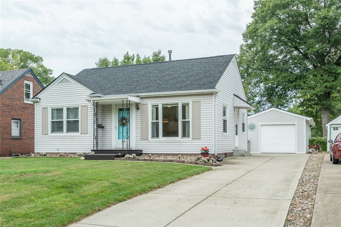 Property Photo: 1100 57th Street IA 50311