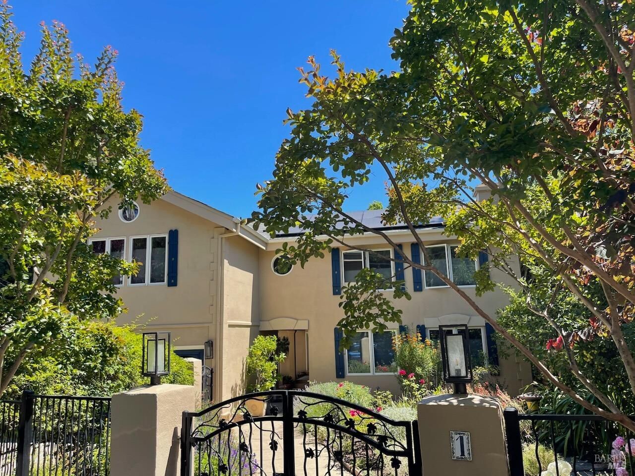 Property Photo:  1 Ranch Lane  CA 94939 