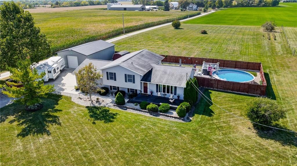 Property Photo: 809 Victory Road OH 45504