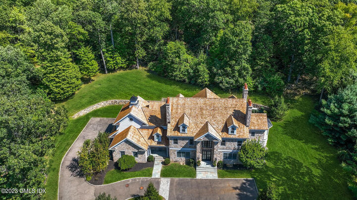 109 S Brook Drive  Stamford CT 06903 photo