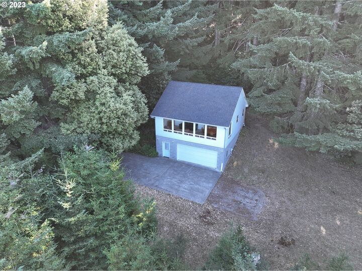 95610 Burnt Hill Dr  Brookings OR 97415 photo