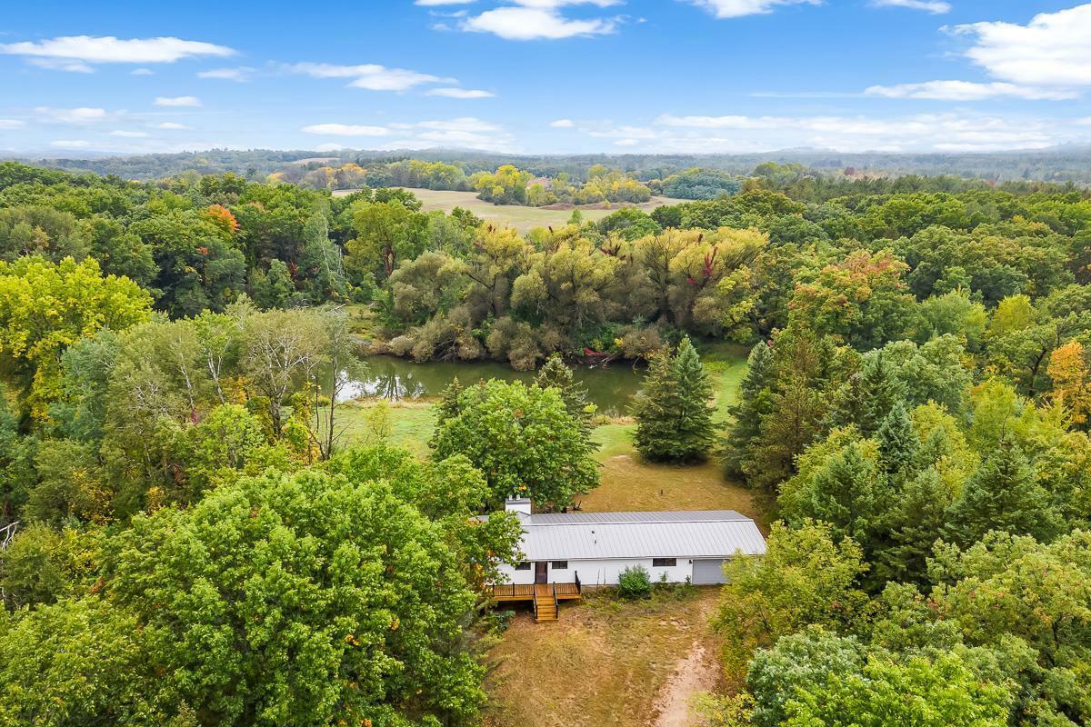 Property Photo:  W5375 County Road Dd  WI 54960 