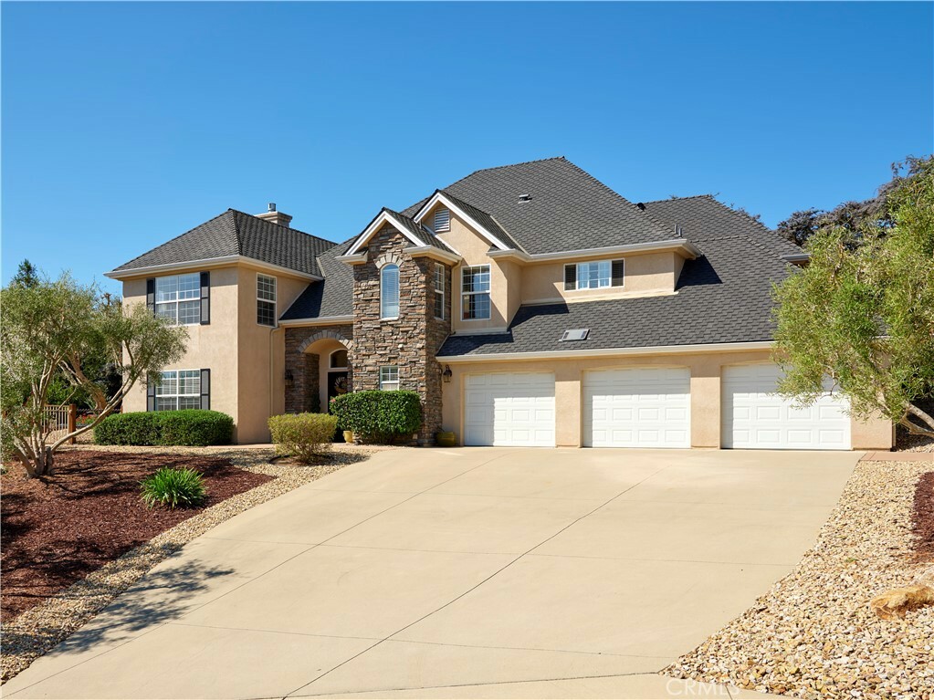 Property Photo:  1235 Echo Canyon Court  CA 93420 