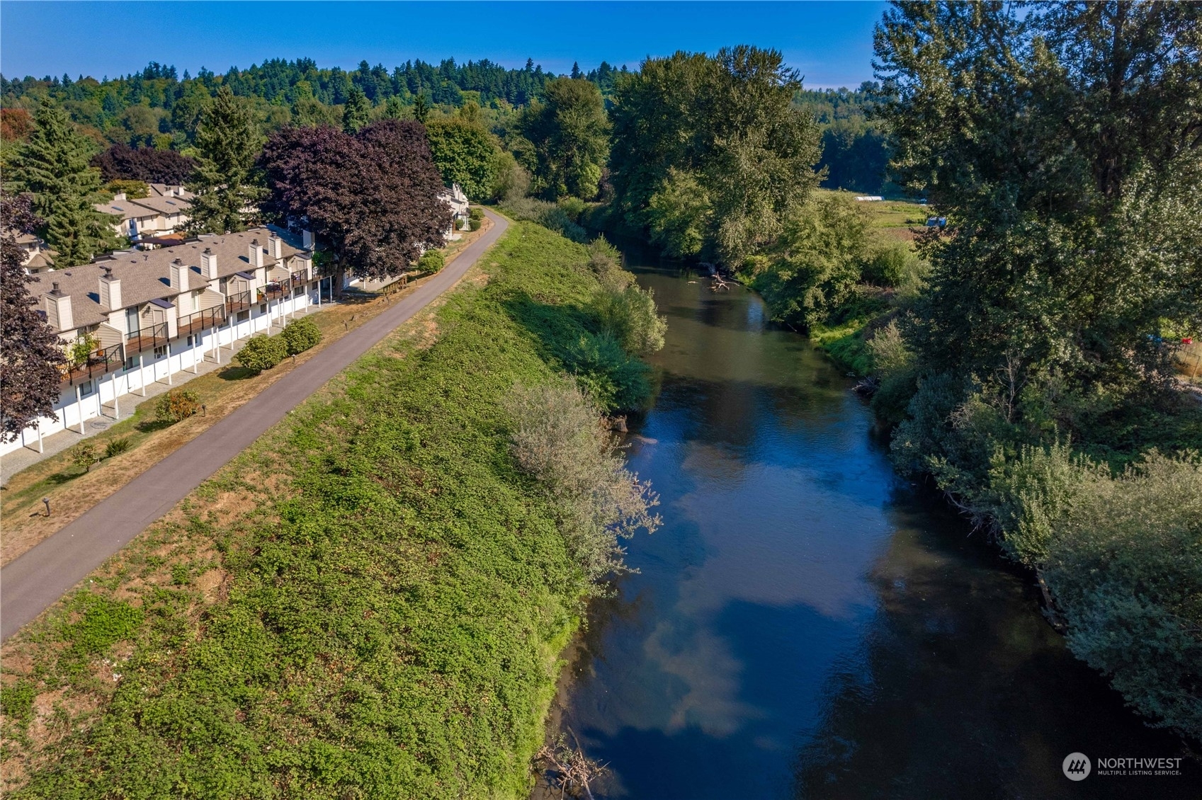 Property Photo: 1872 Central Place S H82 WA 98030
