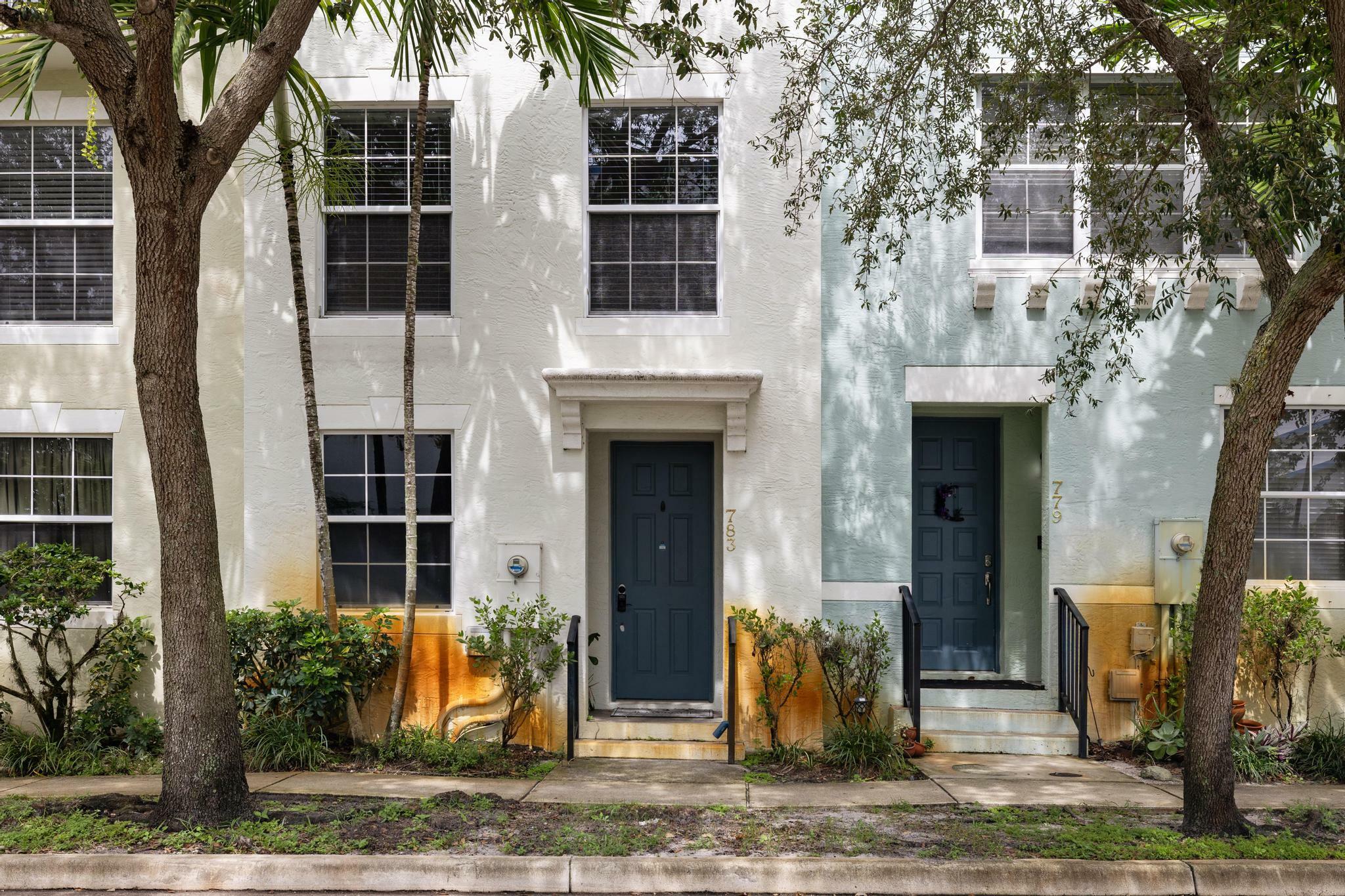 Property Photo:  783 N Street  FL 33401 