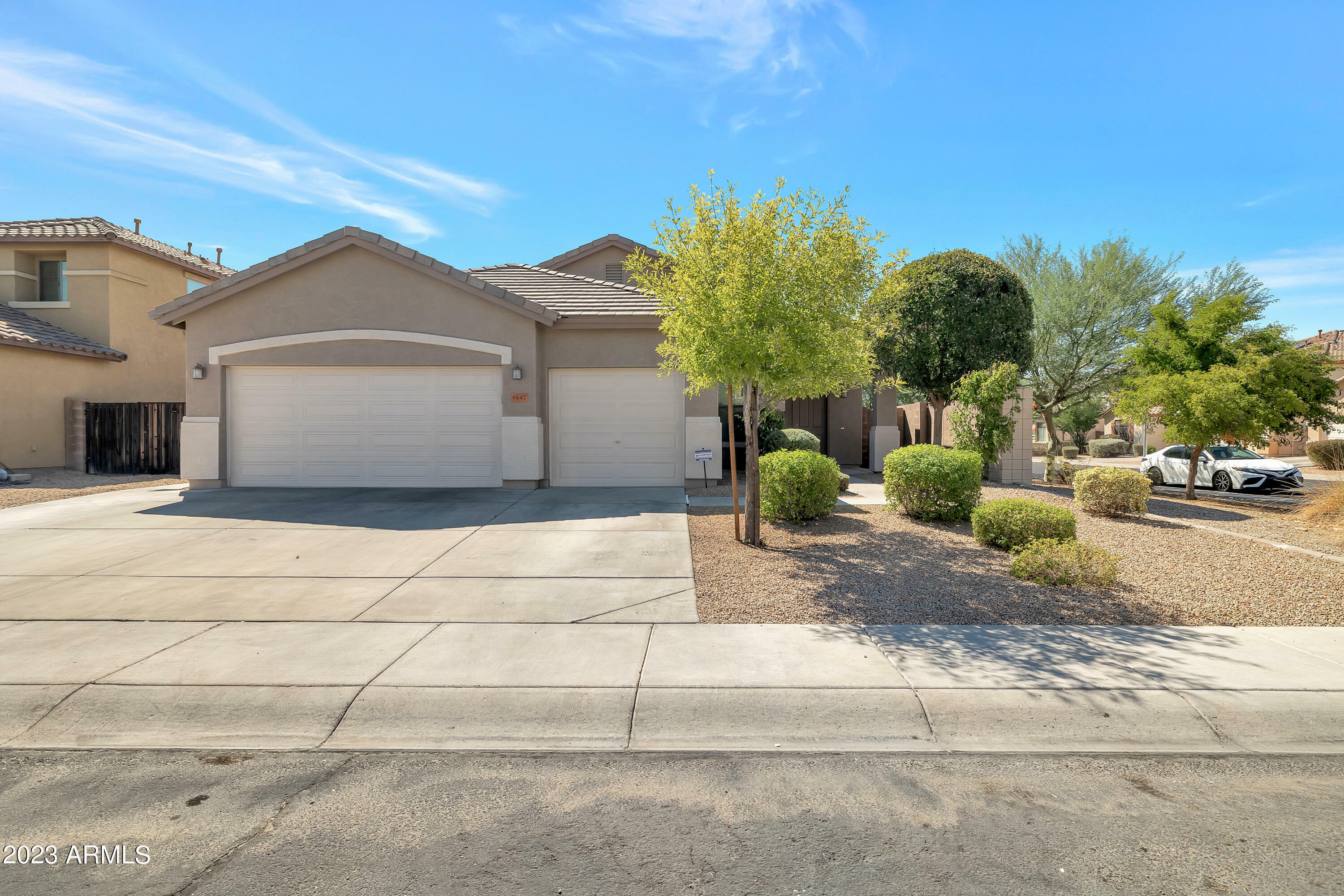 Property Photo: 8647 W Brown Street AZ 85345
