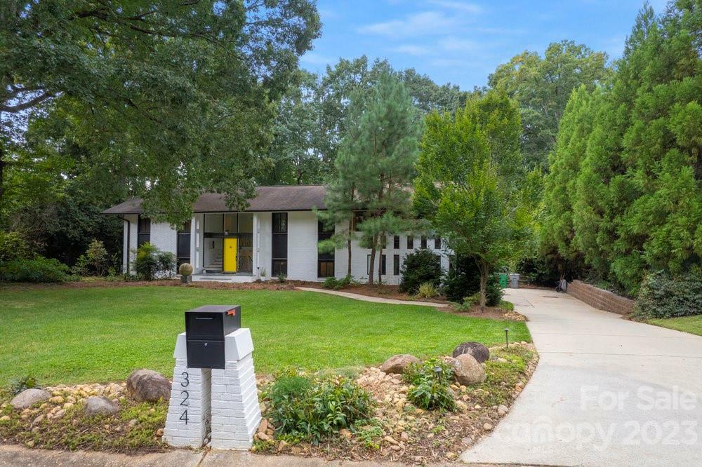 Property Photo: 324 Canyon Trail NC 28270