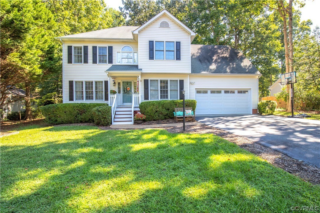 Property Photo:  1525 Hardwood Terrace  VA 23114 