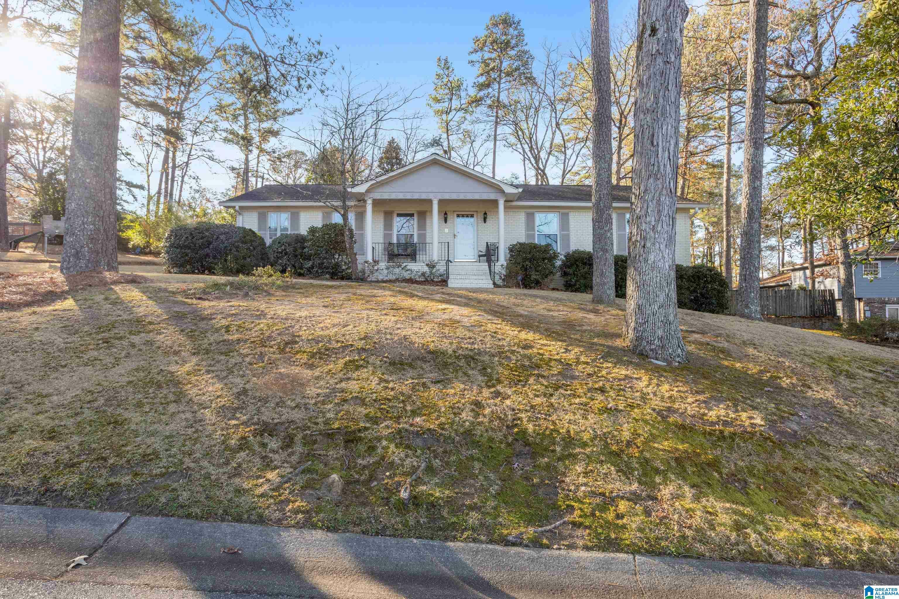 Property Photo:  1731 Kestwick Drive  AL 35226 