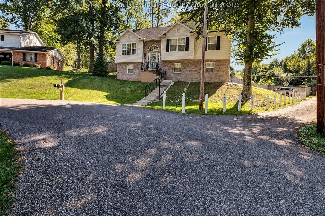 Property Photo: 21 Meadowood Estates WV 25560