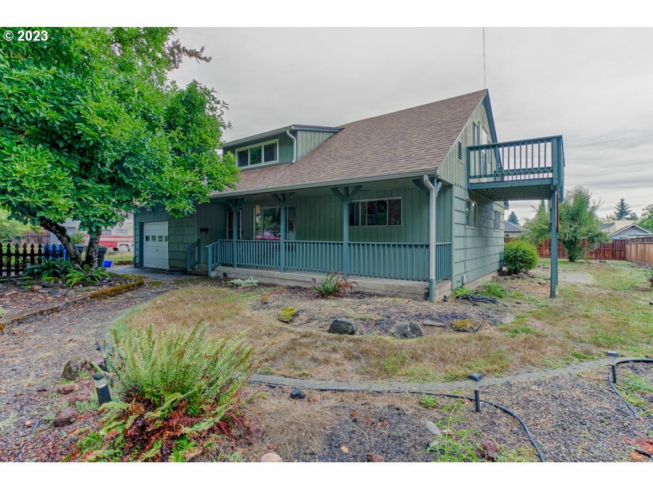 Property Photo: 610 Piedmont Ave OR 97304