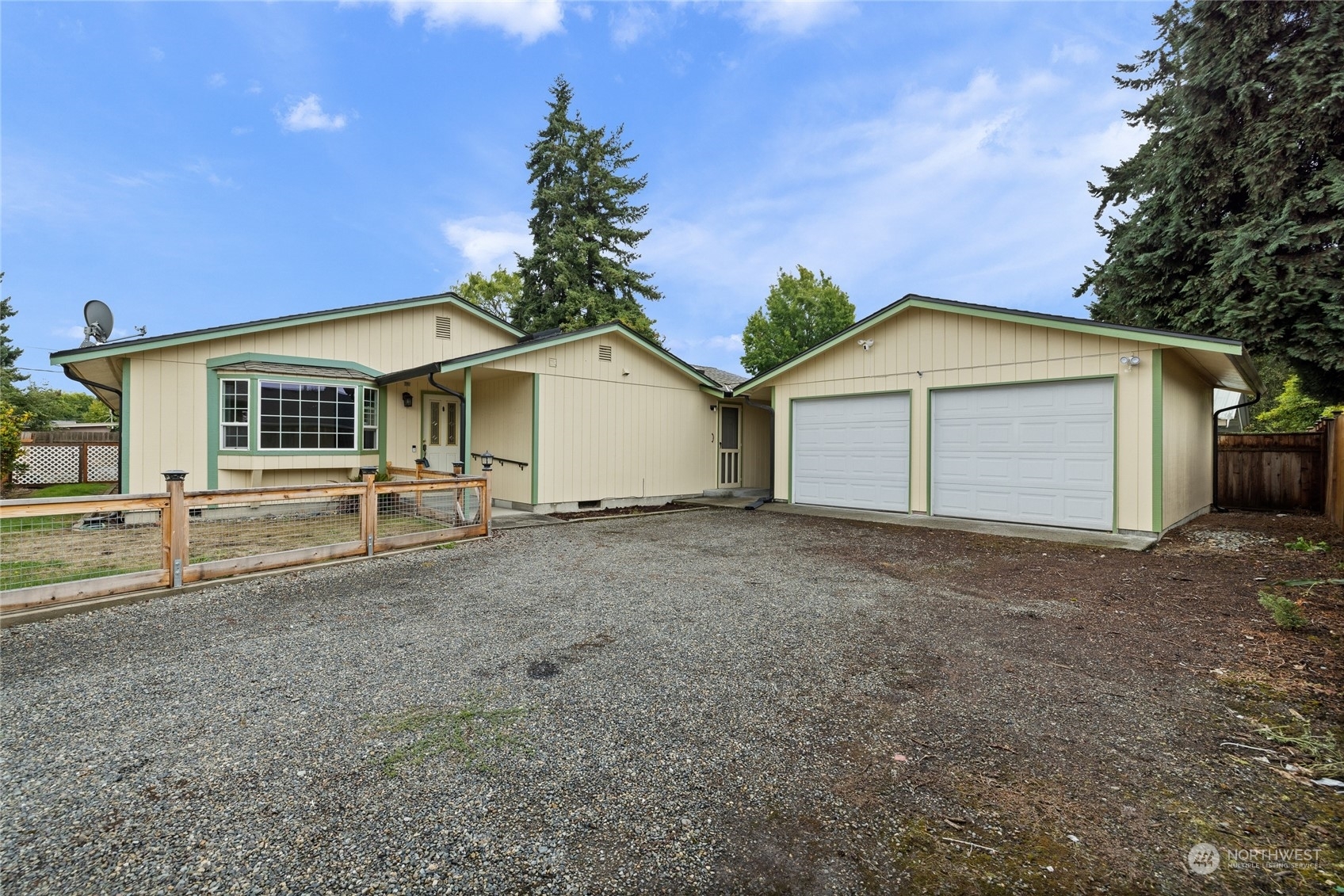 Property Photo: 818 8th Avenue NW WA 98371