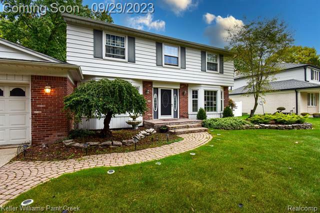 Property Photo:  20053 S Riverhill Drive  MI 48036 