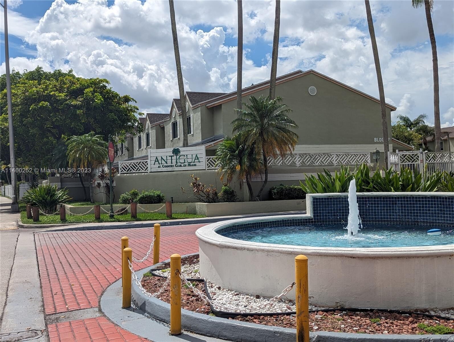 Property Photo:  6725 NW 174th Ter G-12  FL 33015 
