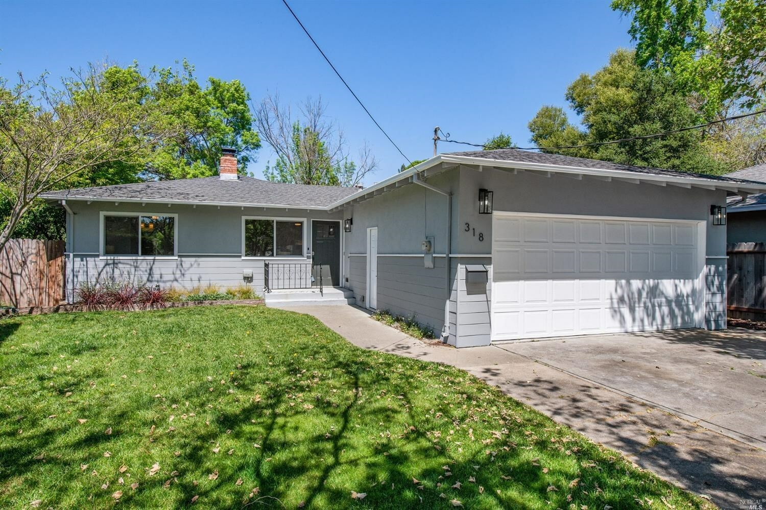 Property Photo:  318 Minahen Street  CA 94559 