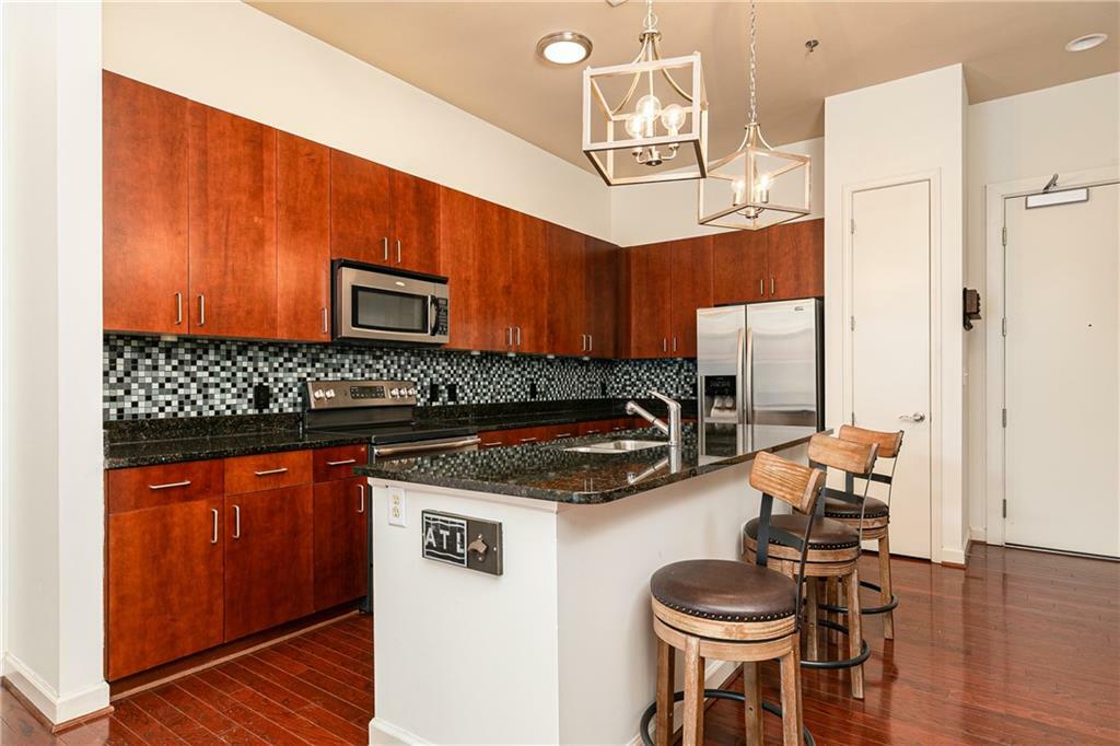 Property Photo: 711 Cosmopolitan Drive NE 100 GA 30324