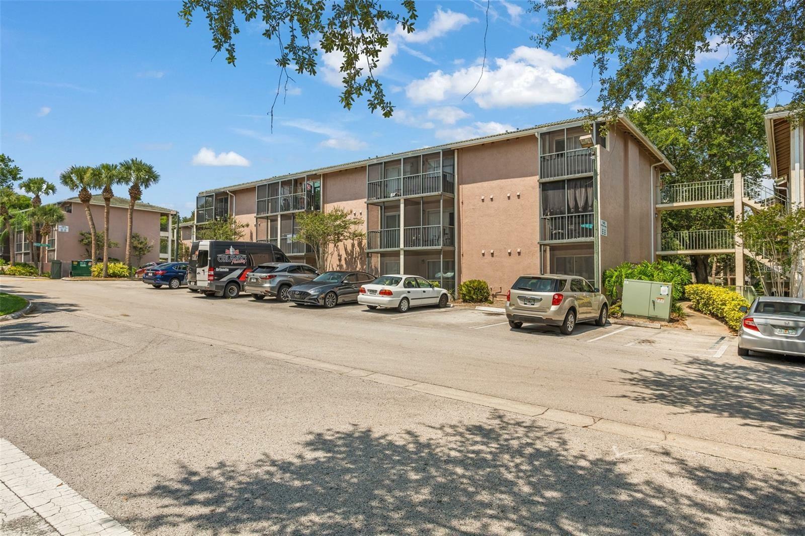 Property Photo: 131 Water Front Way 200 FL 32701