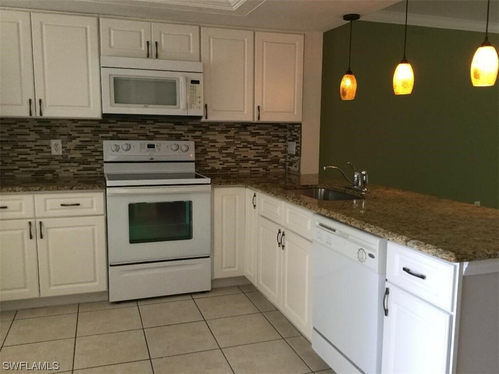 Property Photo: 2355 Naples Trace Circle 7-708 FL 34109