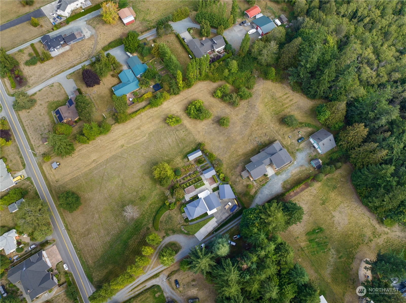 Property Photo:  4417 H Avenue  WA 98221 