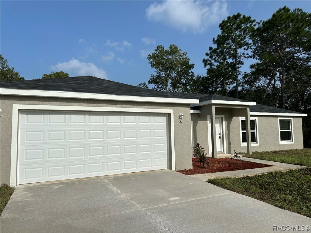 Property Photo:  27 Olive Road  FL 34472 