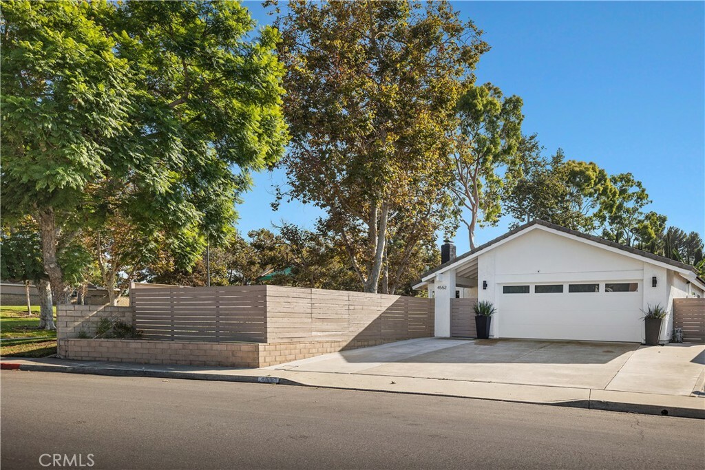 Property Photo: 4552 Ranchgrove CA 92604