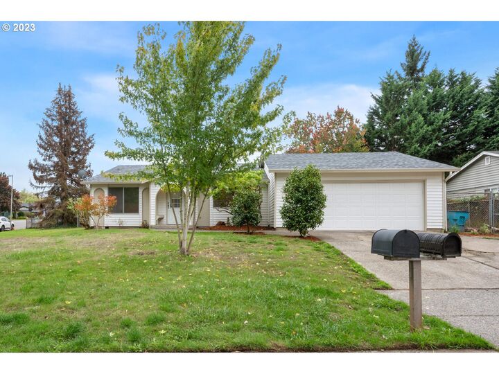 Home for sale in Vancouver 807 NE 106th St, Vancouver, WA 98685