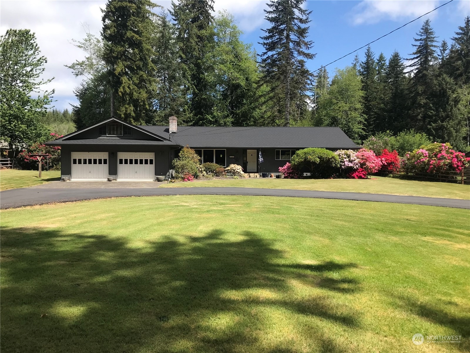 Property Photo:  1402 W Simpson Avenue  WA 98563 