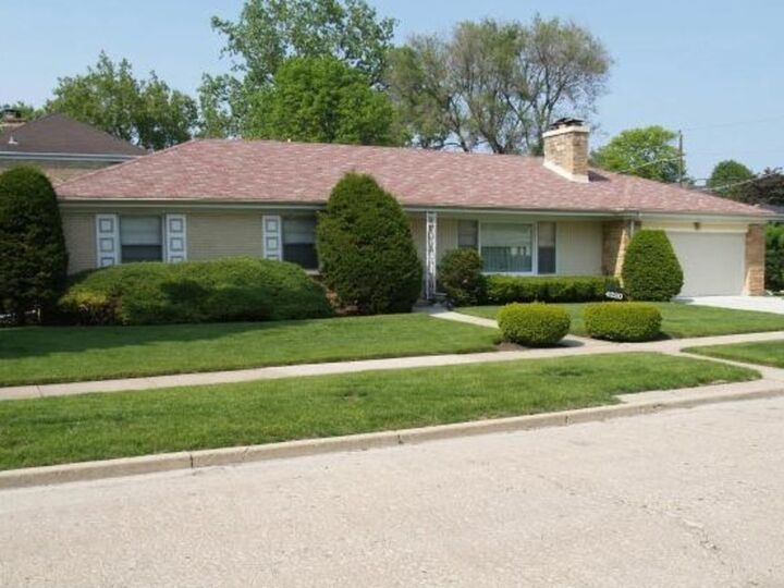 4220 Madison Street  Skokie IL 60076 photo