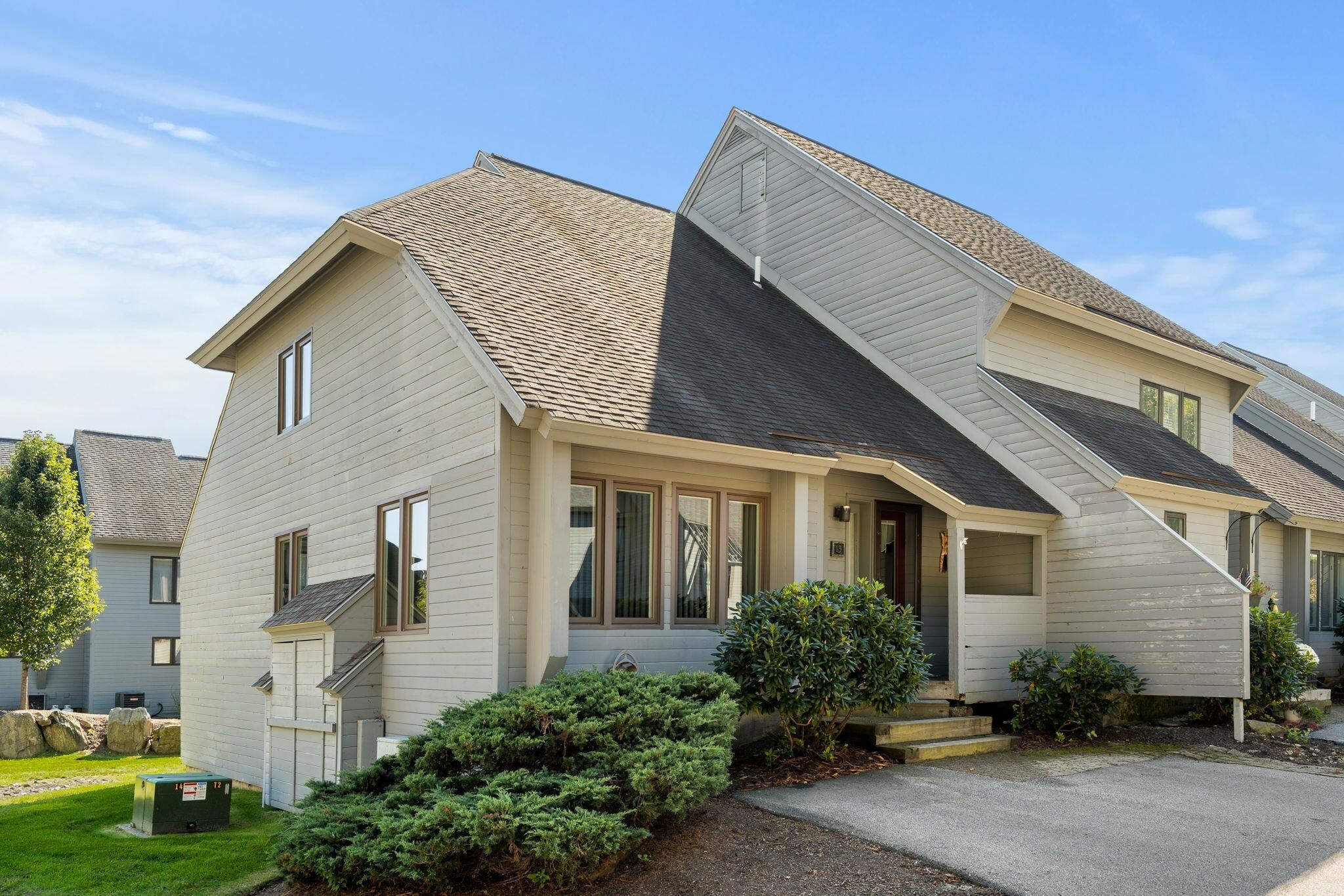 Property Photo: 5 Tsienneto Road 13 NH 03038