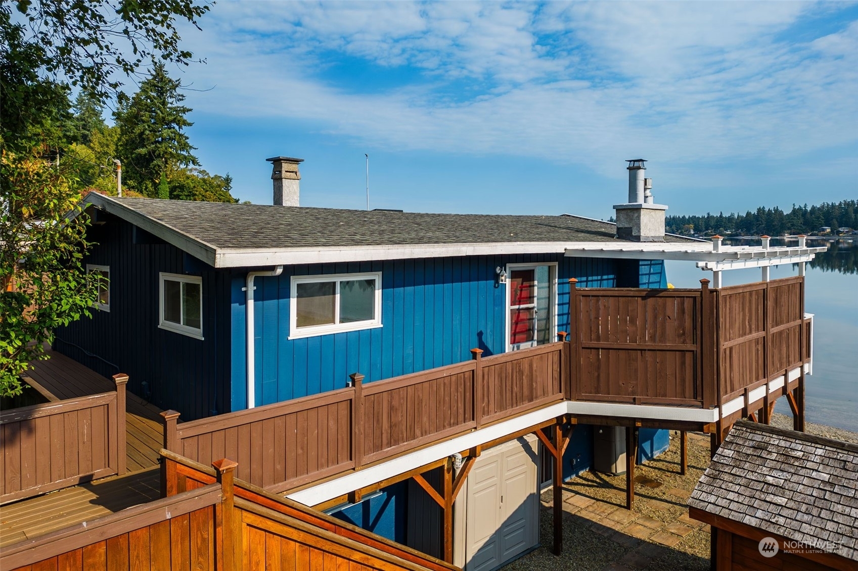 Property Photo:  1712 Shorewood Drive  WA 98312 