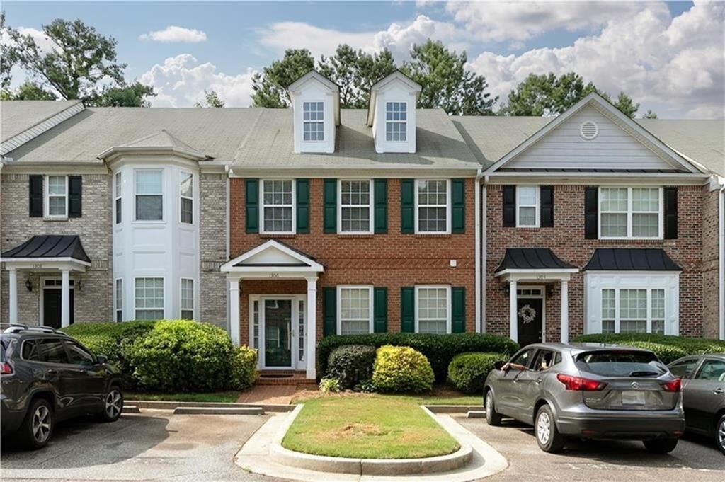 Property Photo:  1306 Guilderoy Court 5  GA 30106 