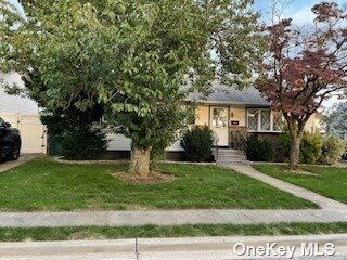 Property Photo: 252 N 6th Street NY 11714