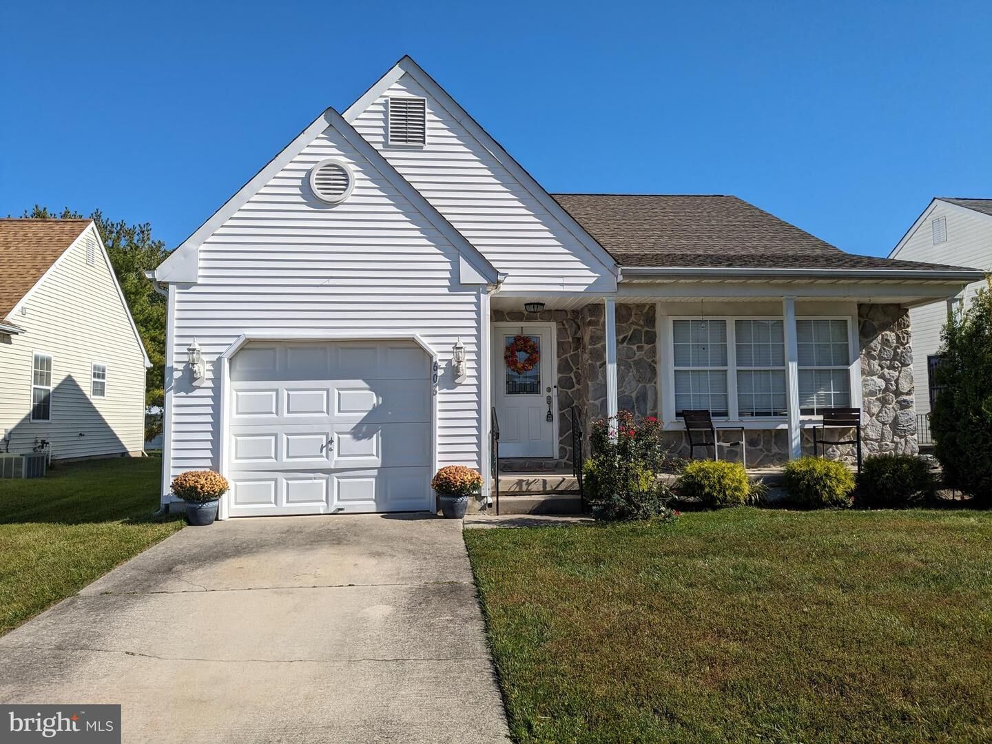 Property Photo: 606 Maui Drive NJ 08094